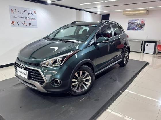 HYUNDAI HB20X 1.6 16V PREMIUM FLEX 4P AUTOMÁTICO HYUNDAI HB20X 1.6 16V PREMIUM FLEX 4P AUTOMÁTICO